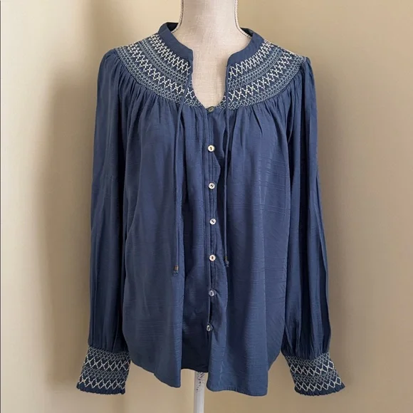 New Westbound Blue Button-Down Blouse - Picture 5 of 15